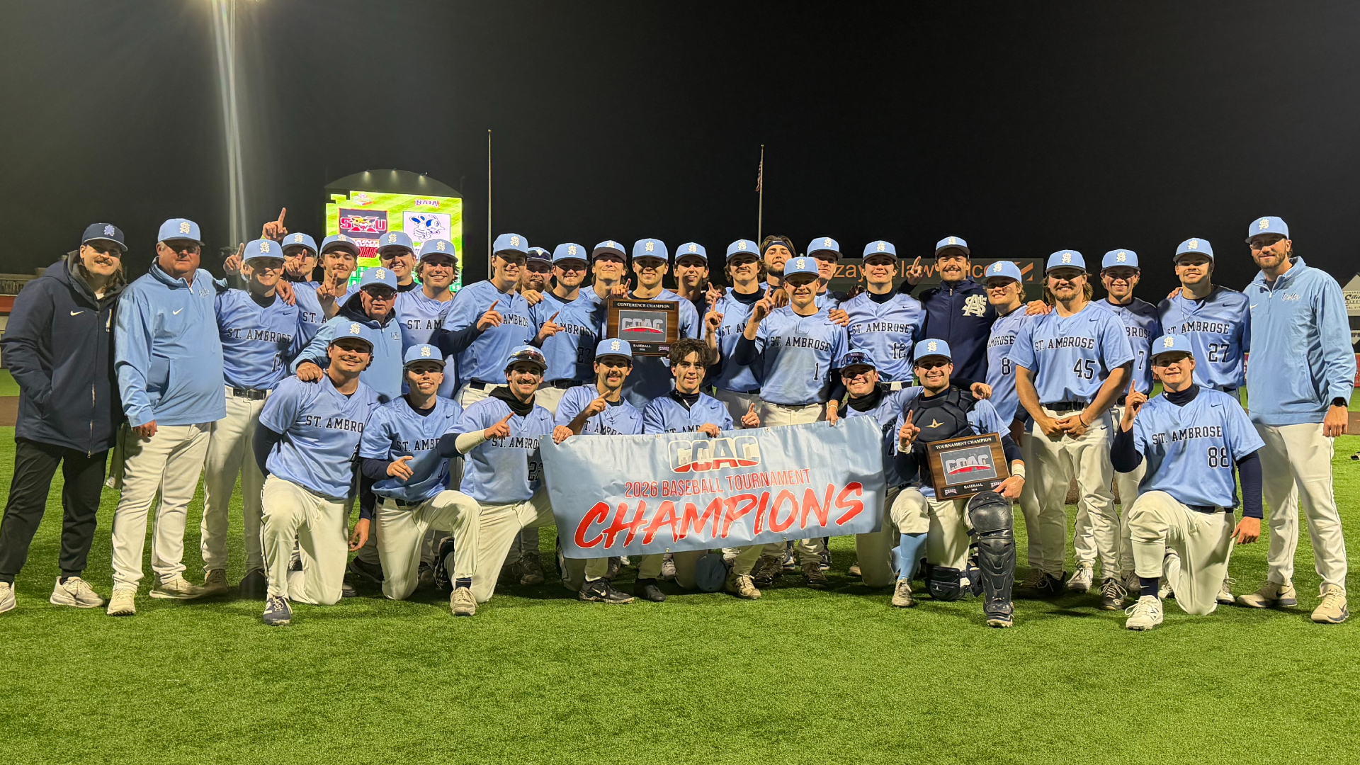 Bees win CCAC Tournament Championship