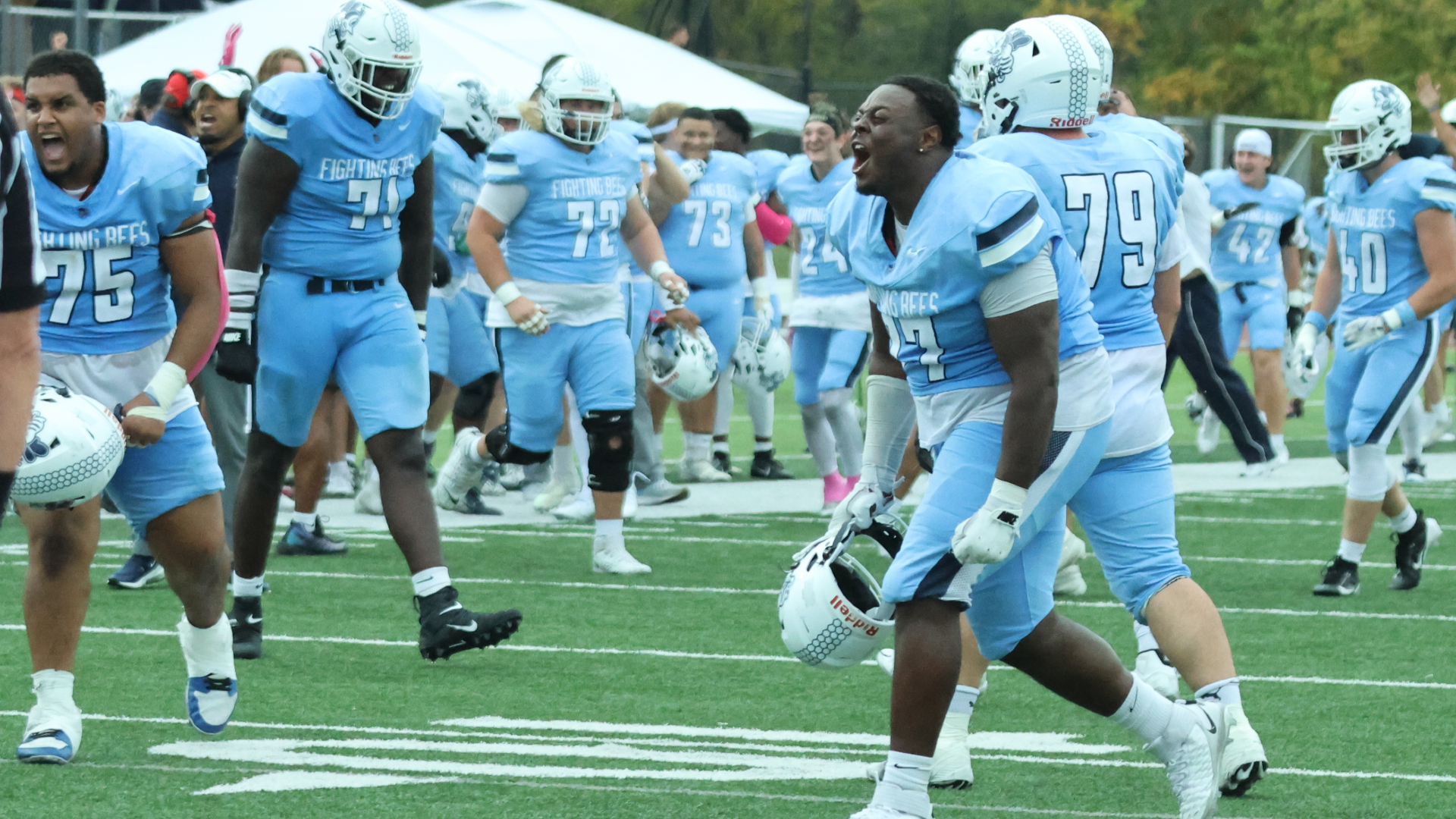 Ponder, Jenkins lead Bees to Homecoming win