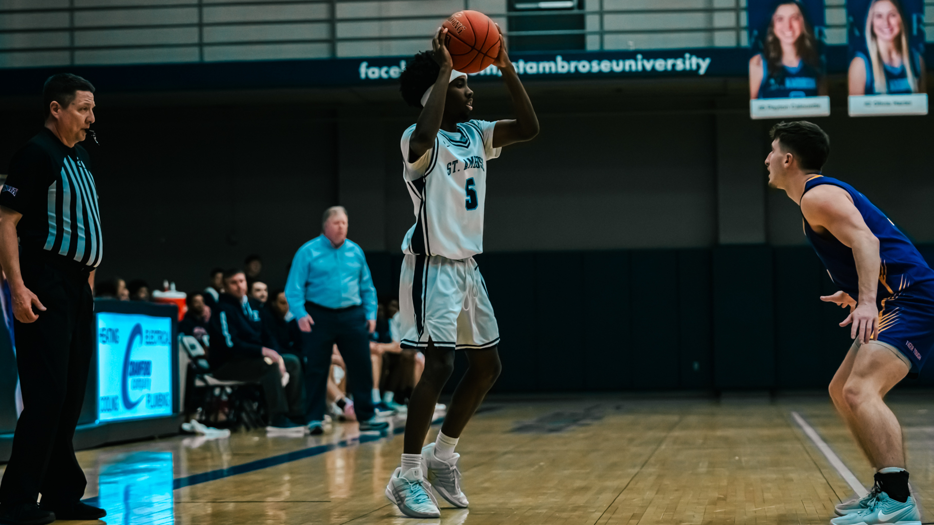 Bees fall to CCAC-leading Governors State