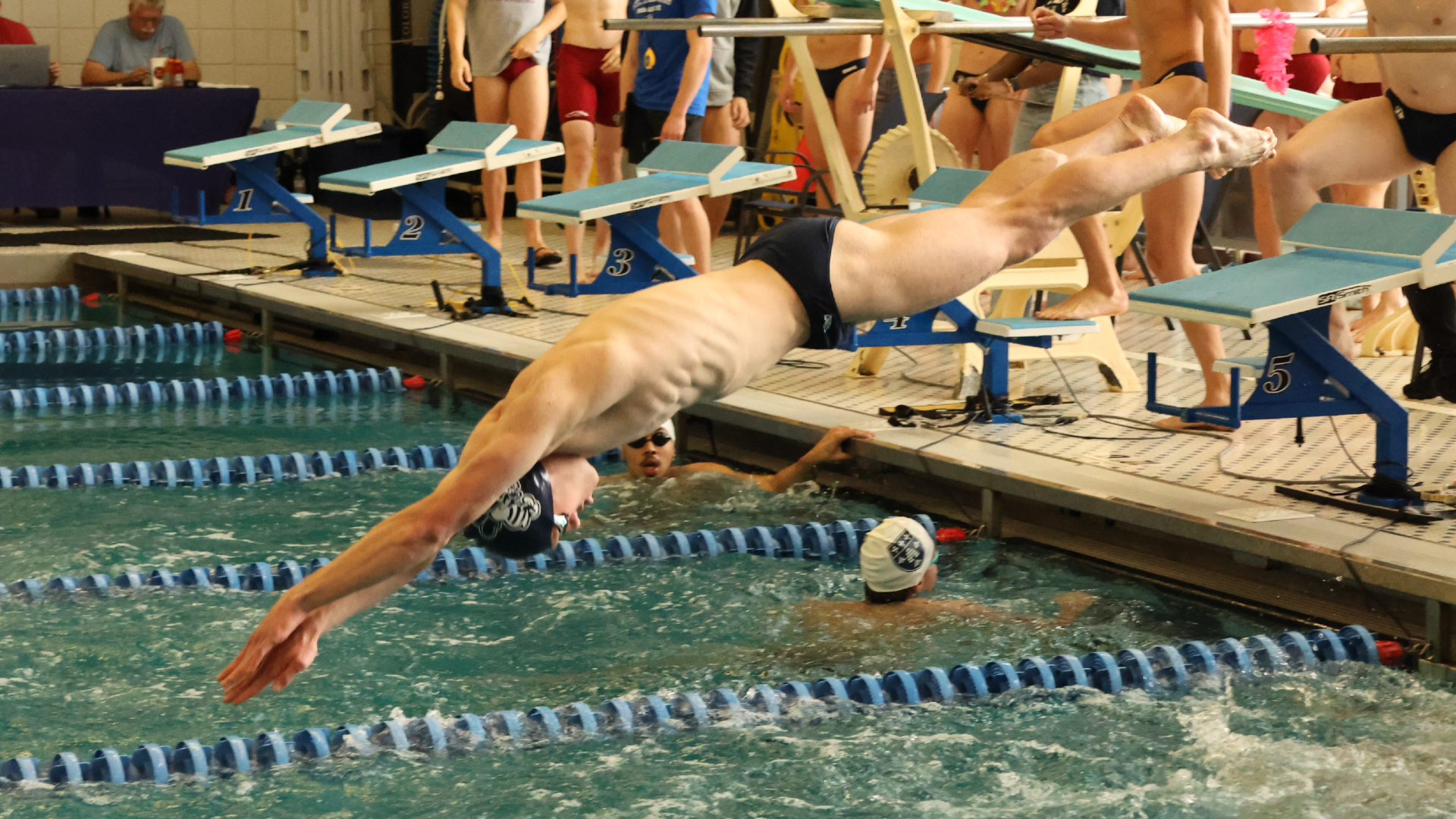 St. Ambrose defeats Morningside