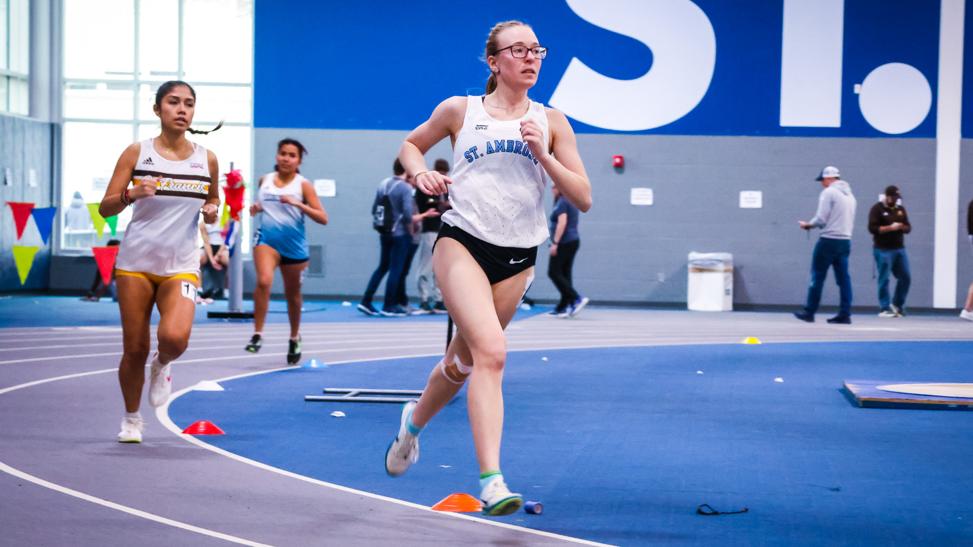 Bees head to Topeka, Kan., for the Washburn Open
