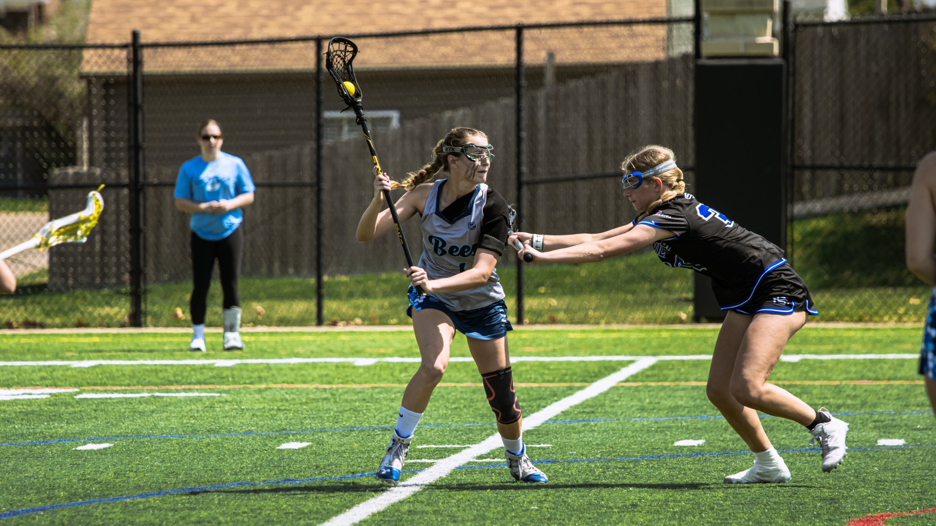 Bees drop season-opener to Wildcats