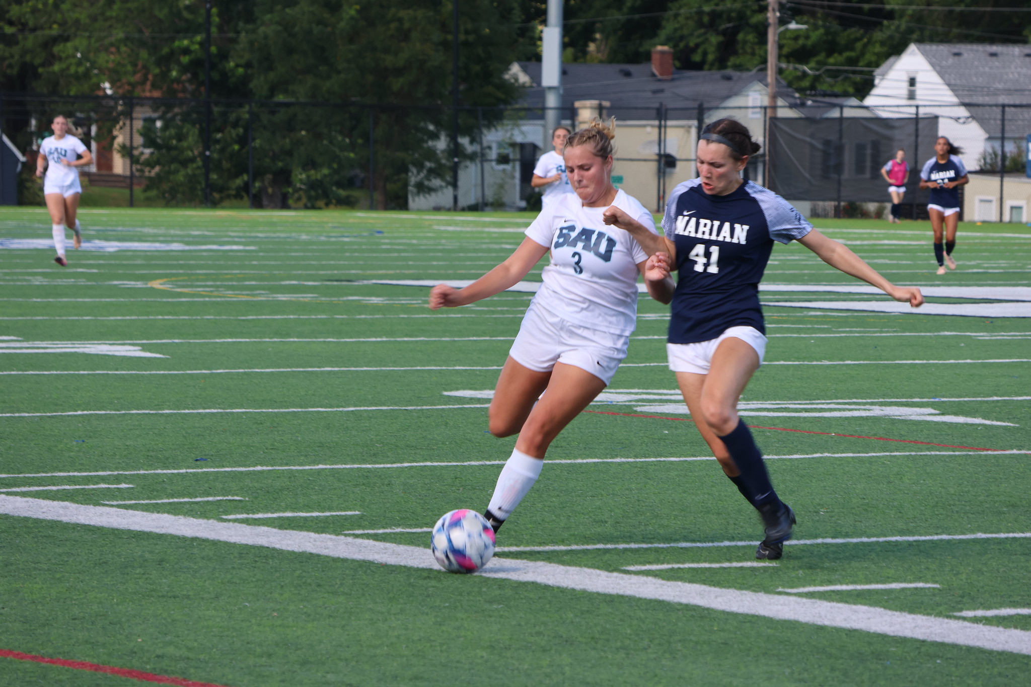 Early goal pushes Bees past the Pride