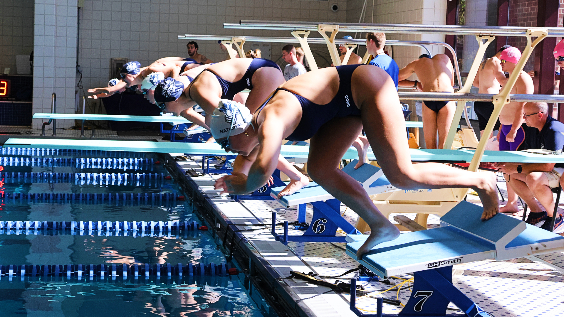 Bees compete at Davenport Invitational